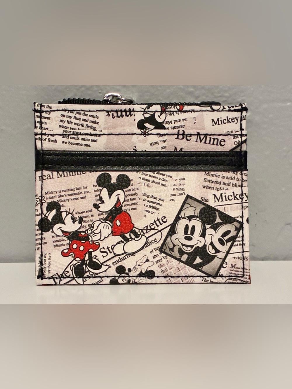 Disneys Mickey and Minnie Mouse Newspaper Cardholder Wallet